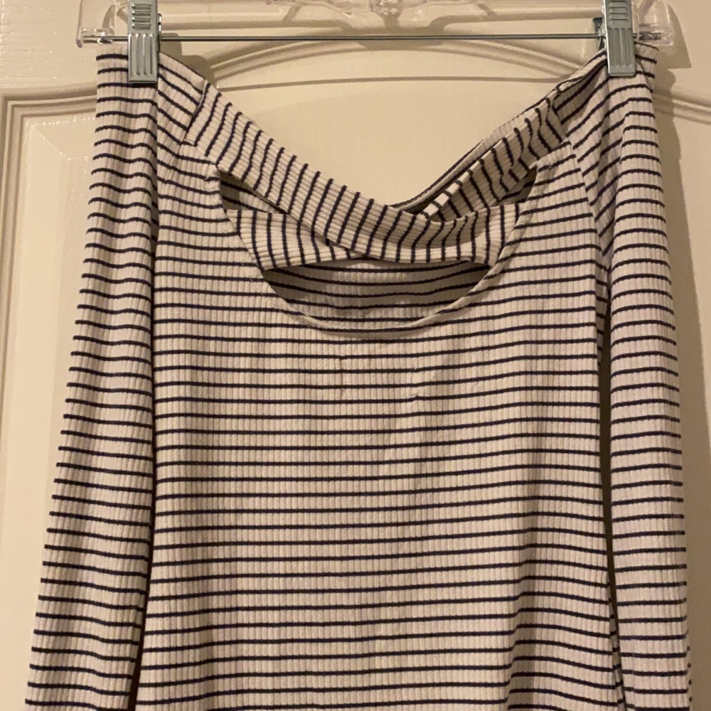 Lucky brand off the shoulder top - Picture 2 of 2